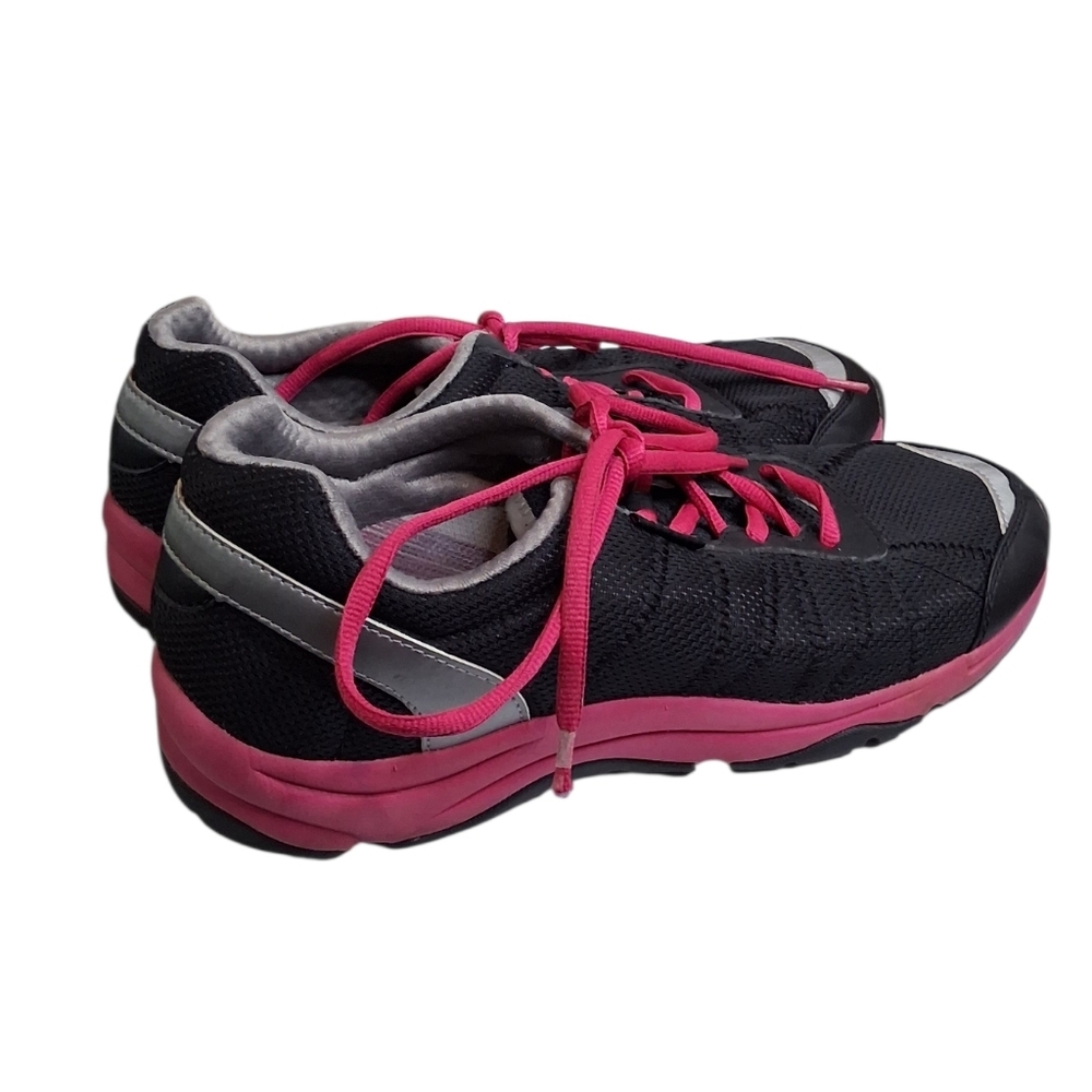 Vionic Alliance Black Fuchsia Pink Orthotic Walking Shoes Gorpcore Women's 8.5